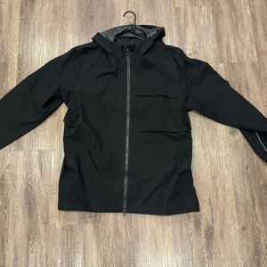 XL Lululemon Stretch Seal Relaxed Fit Rain Jacket